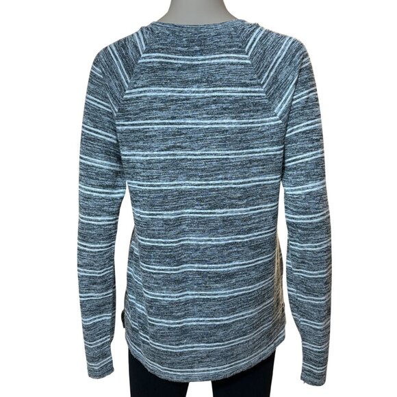 Bobeau Grey White Striped Blouse with Buttons Size Small - Picture 3 of 3